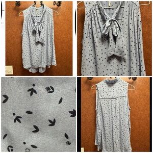 Free people- Sleeveless bluish/grey Blouse with Bow Tie
